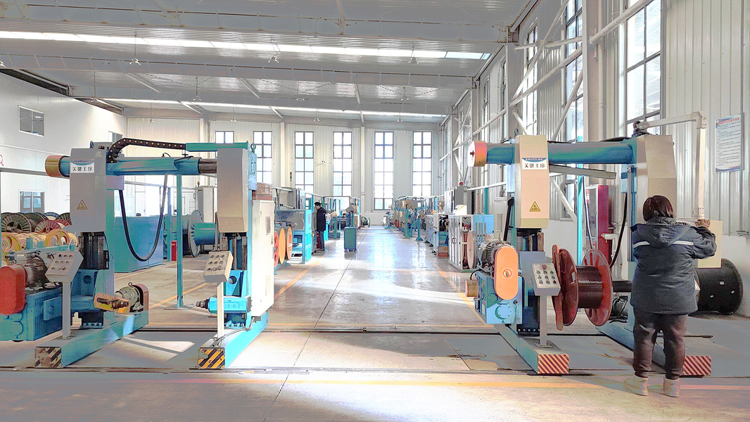 Shandong Yibo Optronics Technology Co., Ltd. linia produkcyjna producenta