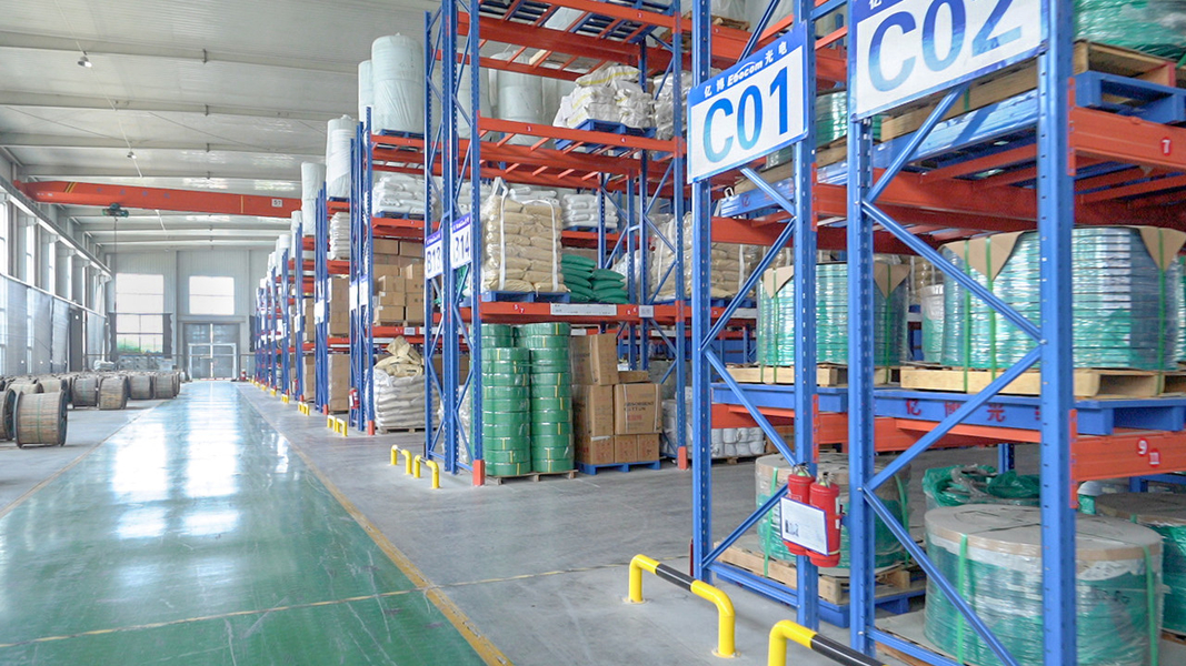 Shandong Yibo Optronics Technology Co., Ltd. linia produkcyjna producenta